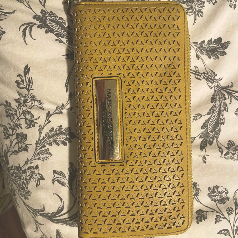 MARC NEW YORK WALLET
